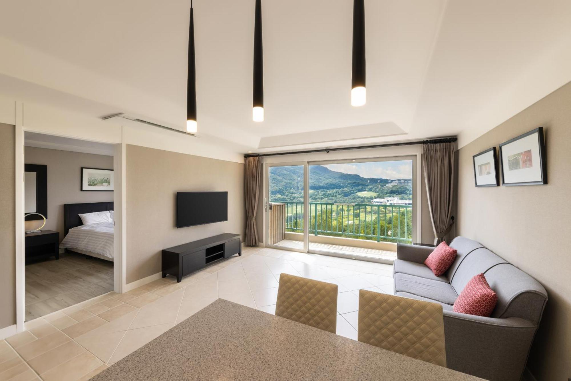 Oak Valley Resort Wonju Exterior photo