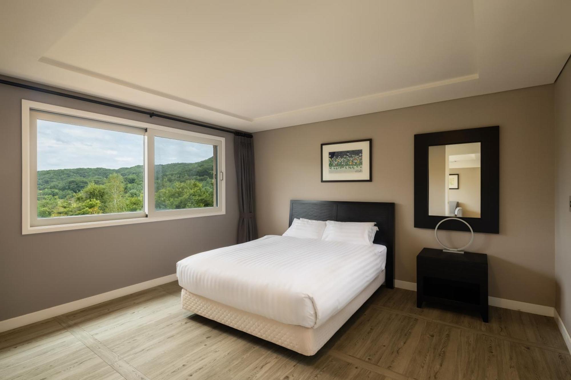 Oak Valley Resort Wonju Exterior photo